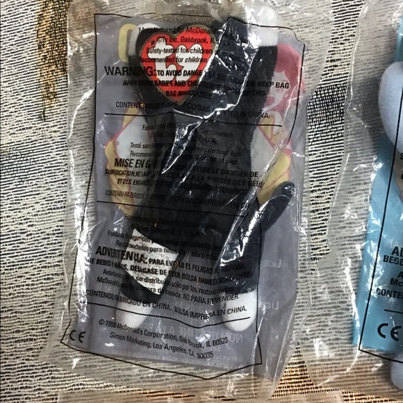 Bundle of collectibles from McDonald’s Burger King & free tiny toy girl …7 piece - Picture 4 of 12